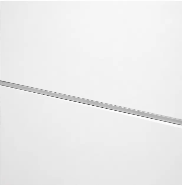 Horizontal-Aluminium-Door_B04-(Pure-White--Detail)3.webp
