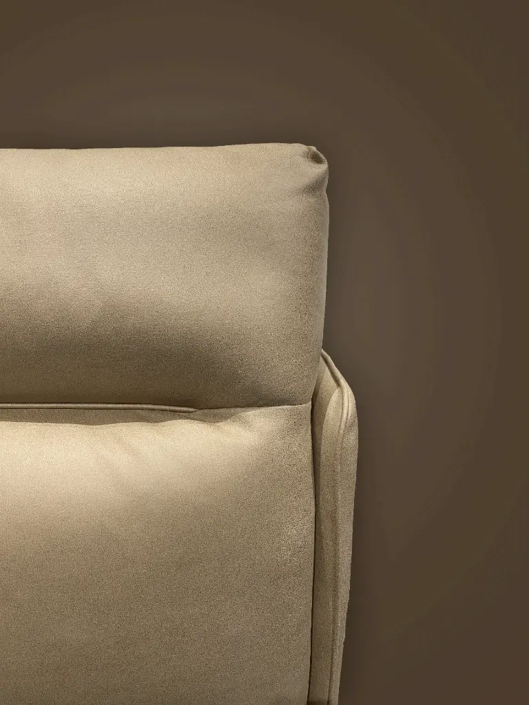 Marcelli-Bed-Beig-Detail-3.webp