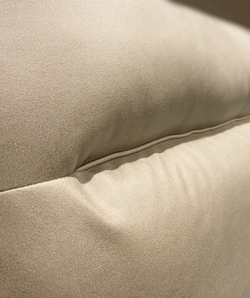 Marcelli-Bed-Beig-Detail-4.webp