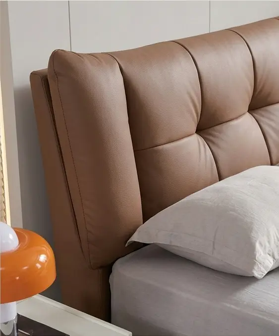 Valentino-Headboard.webp